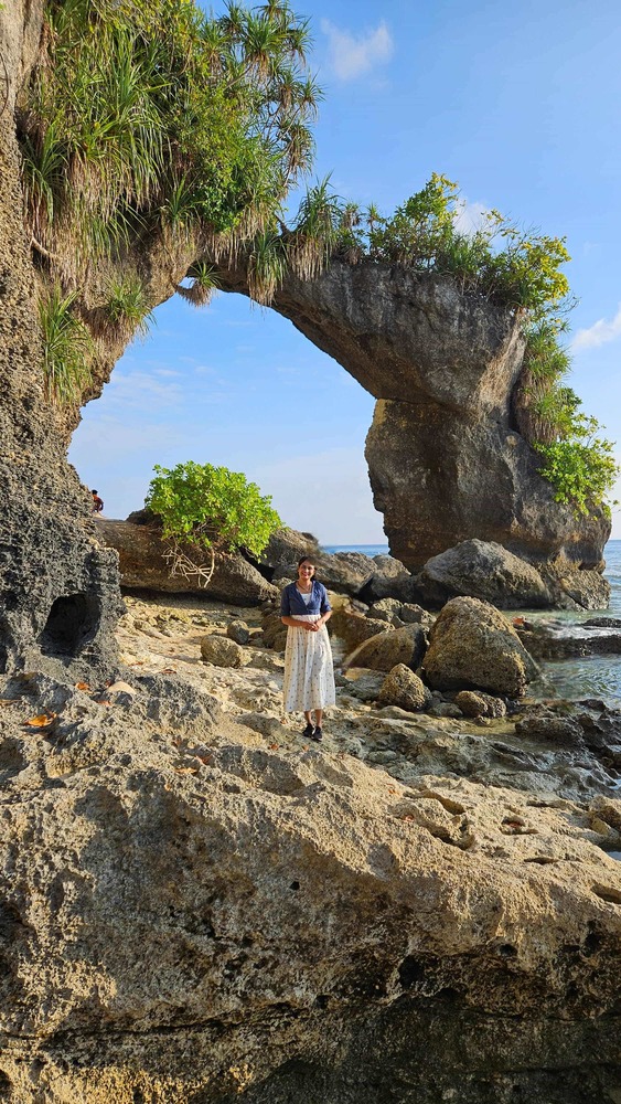Natural Arch Bridge, Neil Island