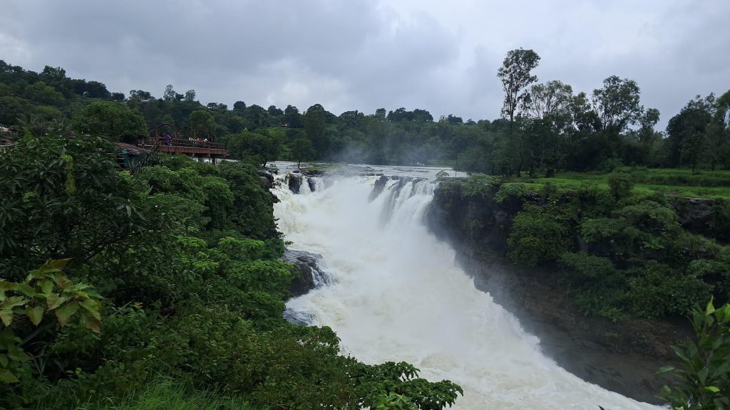 Randa Waterfalls, Bhandardhara